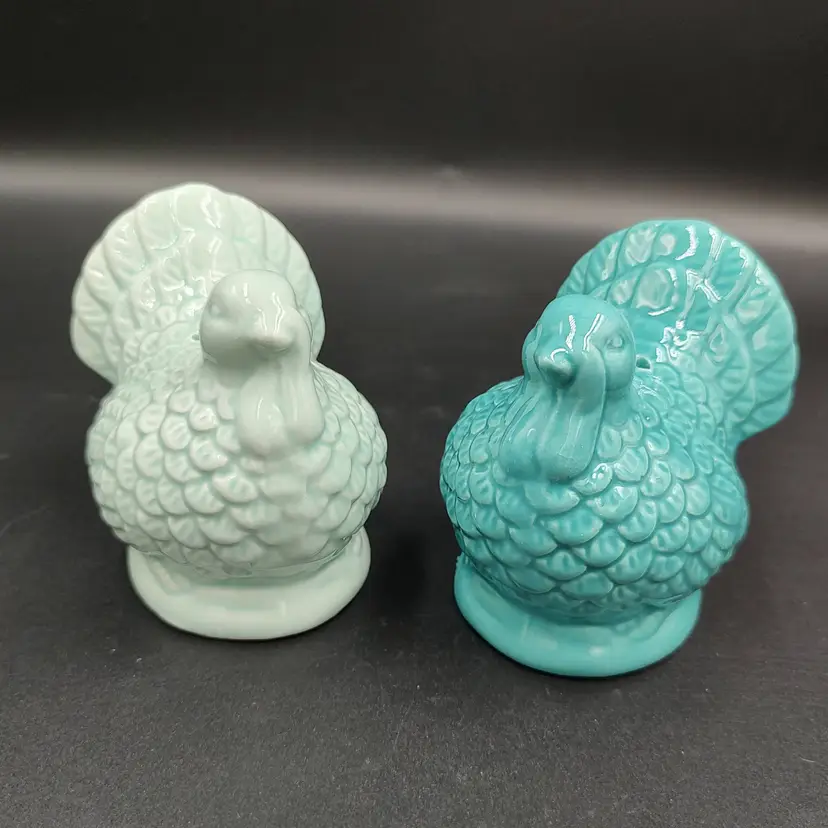 Contemporary Teal Ceramic Turkey Salt And Pepper Shakers