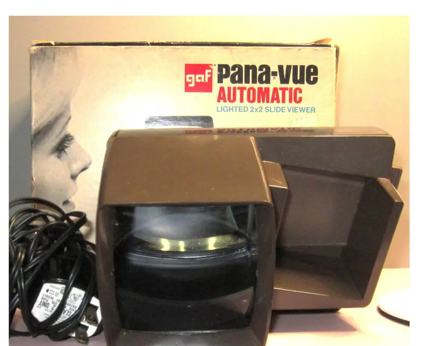 Mid-Century GAF Pana-Vue Automatic Slide Viewer Original Box For 35mm Slides