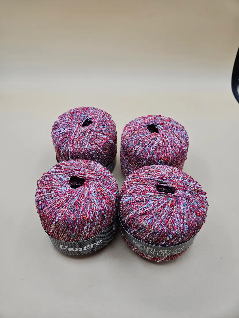 4 Skeins Venere Red Variegated Cotton Blend Yarn