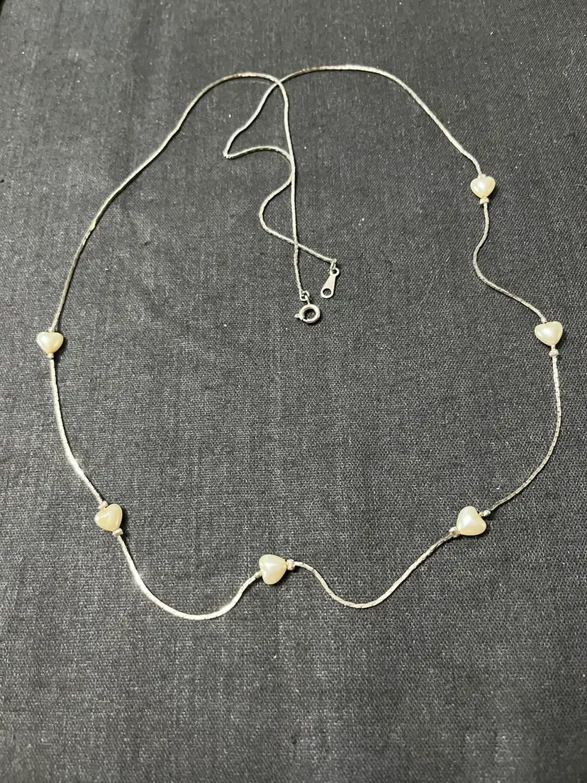 Silvertone Necklace With Heart Station Faux Peal Beads Approximately 26”