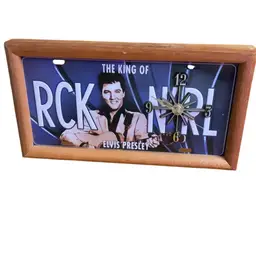 Rock ‘n’ Roll Elvis Wall Clock License Plate