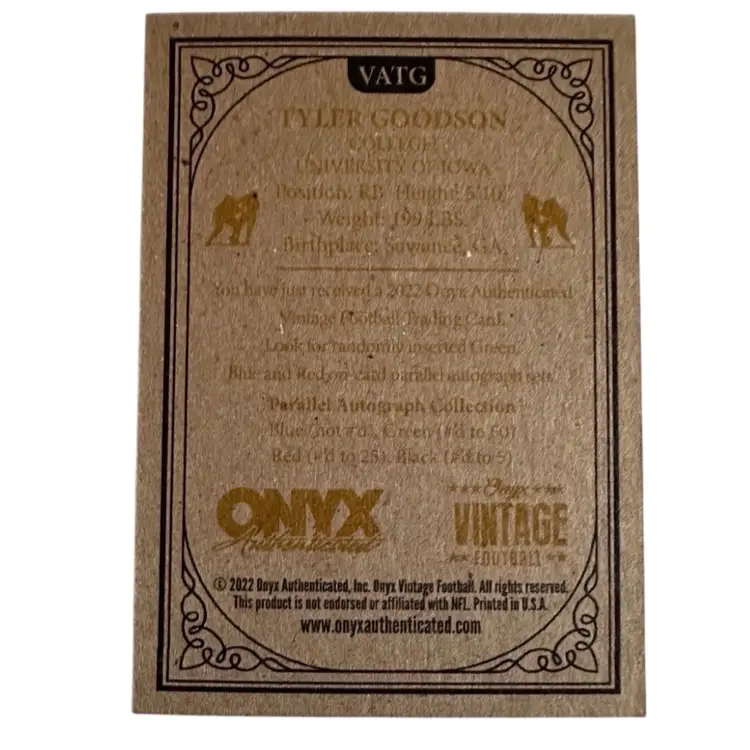 2022 Onyx Vintage - Tyler Goodson #VATG Blue Signatures (AU, RC) Iowa Hawkeyes