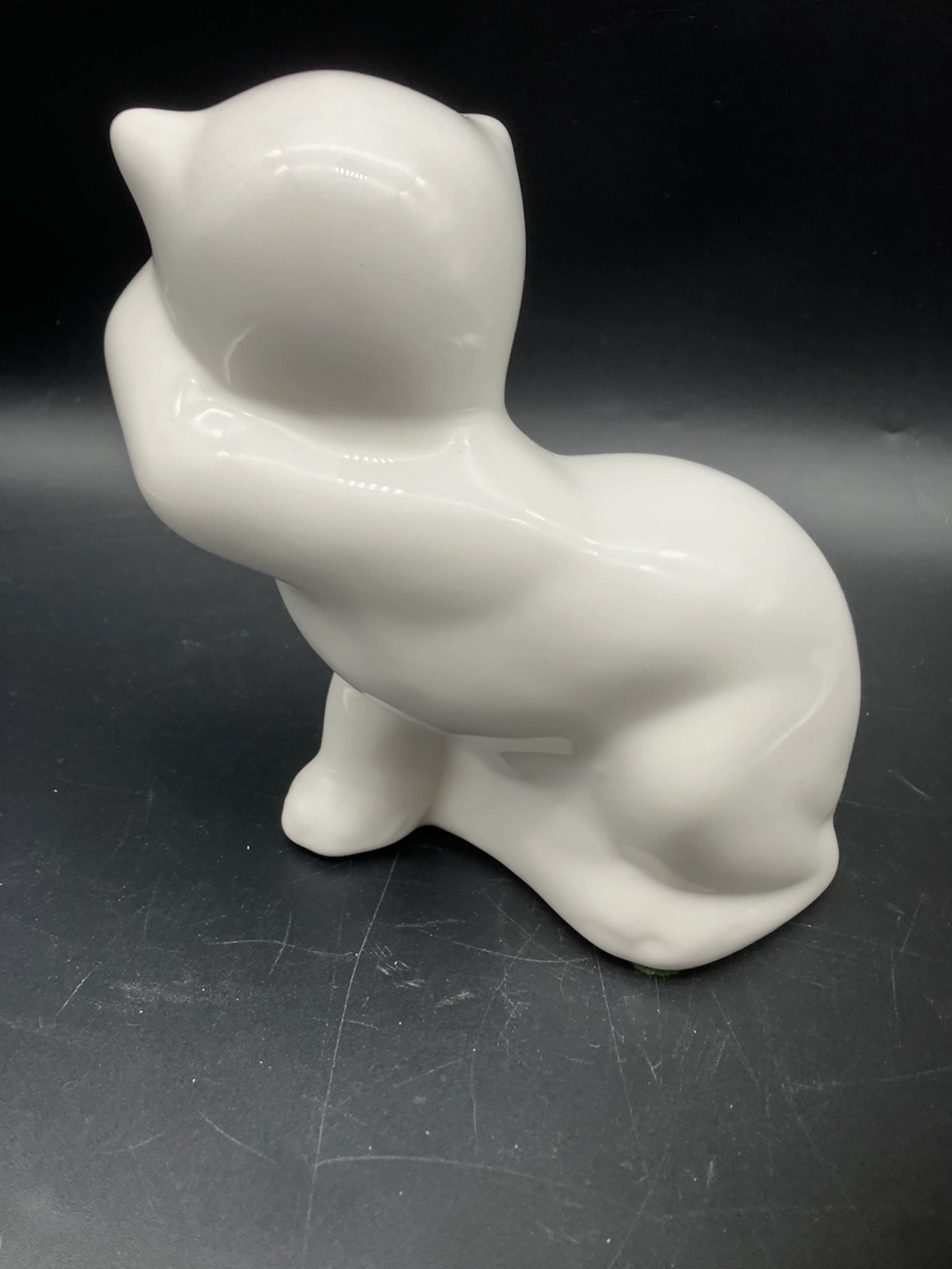 Image 2 of 7