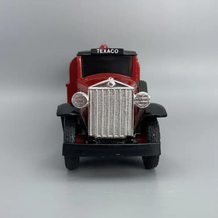 1990 Edition #7 ERTL Texaco Diamond 2 1/2 Ton Truck Coin Bank Diecast