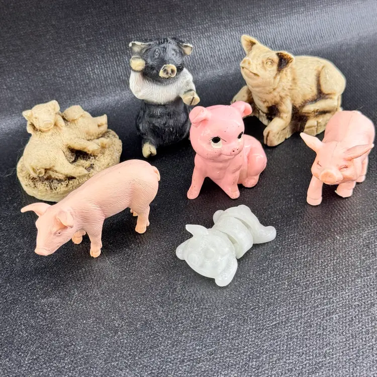 Hog Heaven Collection🐷 - Set of 7 Miniature Pig Figurines
