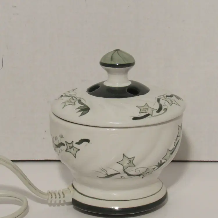 Vintage Rival Stoneware Electric Diffuser Model:3203, White Glossy Finish w/Ivy