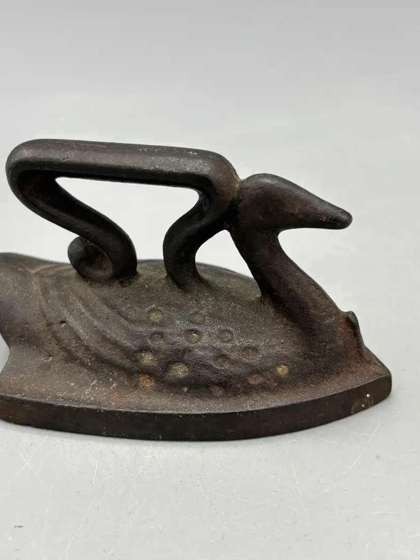 Minature Vintage cast iron Swan iron