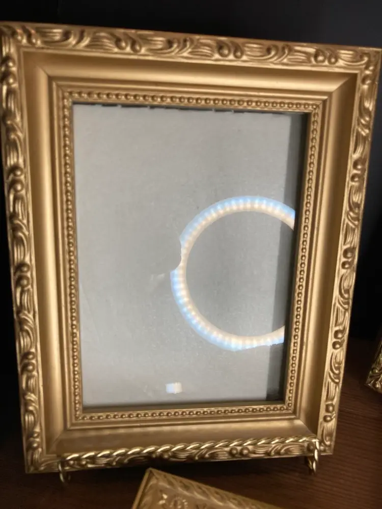 Set Of Four Gold Tone Frames 5x7,
5 1/2x3 1/2,4 1/2x3 And 3x2 No Stand Only Hanging Option