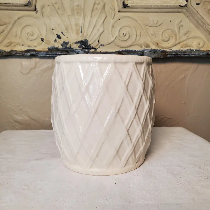 Small White Embossed Flower Pot