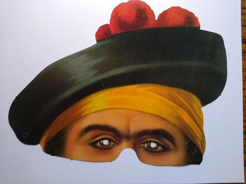 Vintage Renaissance Pirate Mask Paper Eye Mask Costume Accessory Hat Plumes