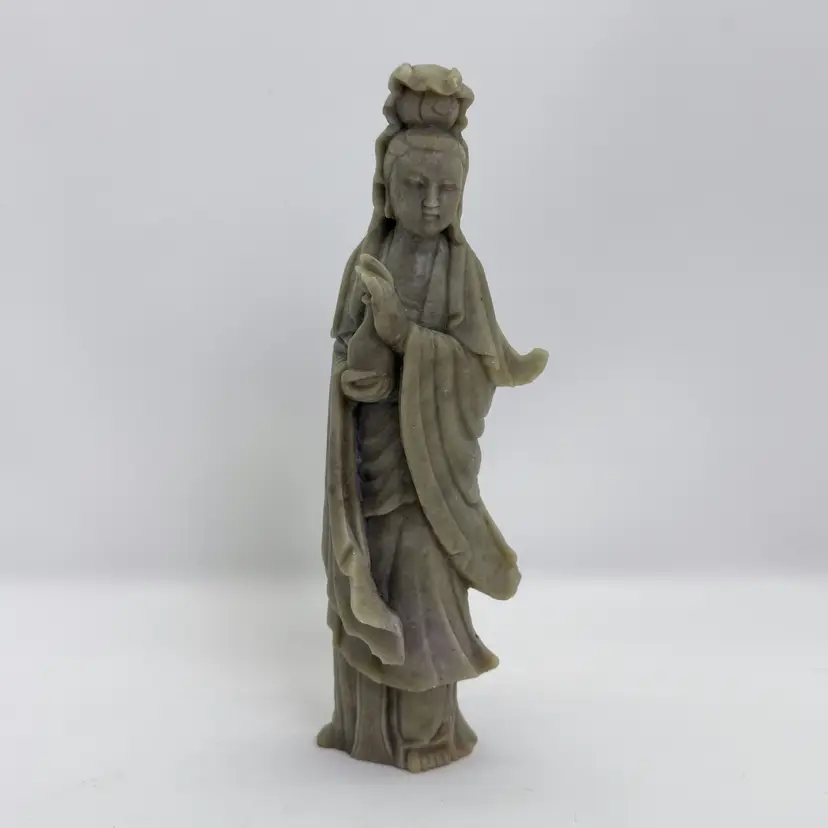 Vintage Jade Guanyin Statue – Hand Carved Chinese Goddess of Mercy – 8" Jade Figurine – Spiritual Buddhist Decor (0214-25)
