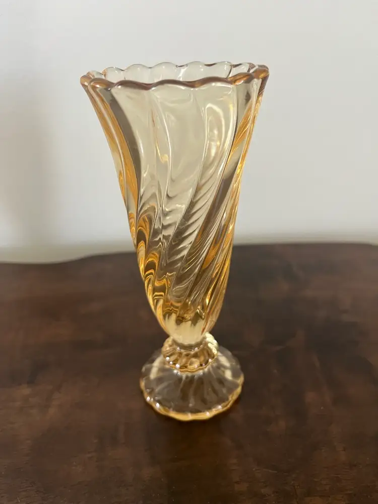 Fostoria colony MAYPOLE AMBER 6" FLARED BUD VASE Elegant Glass Vintage