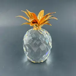 Vintage Large Swarovski Large Pineapple With Gold Toned Hammered Leaves. Marked On The Bottom. Missing Bottom Stabilizer But Still Displays Nice.
