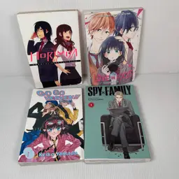 Lot Of 4 Manga Spy X Family & More