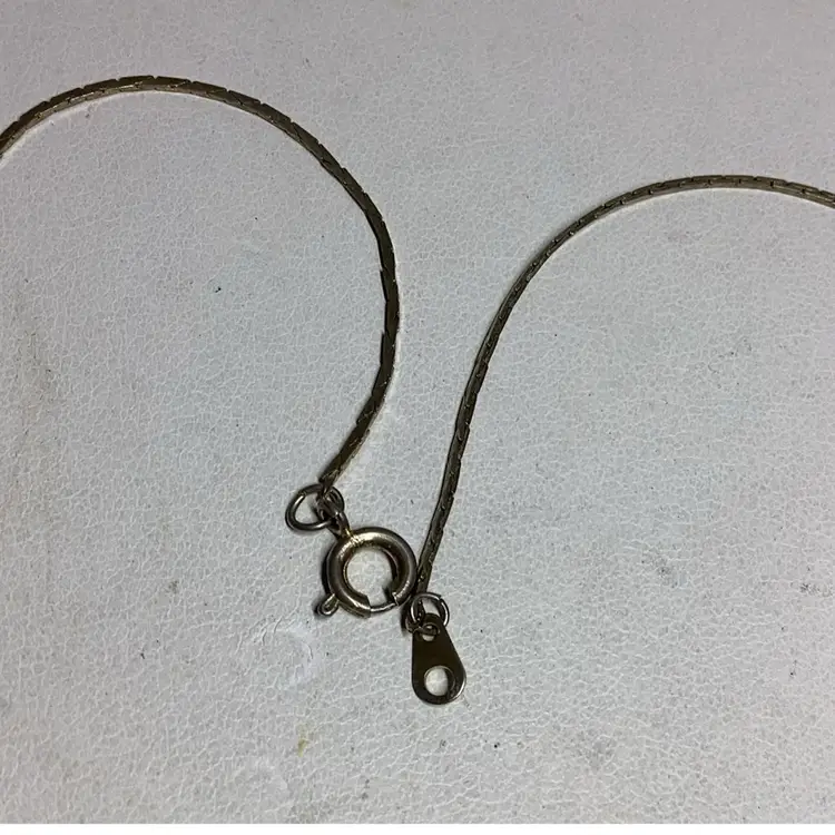 Floating Pearl & Goldtone Necklace 19”