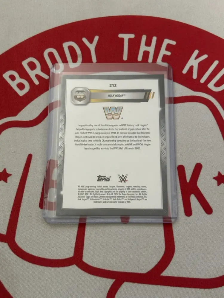 2025 Topps Chrome WWE Hulk Hogan Image Variation #213