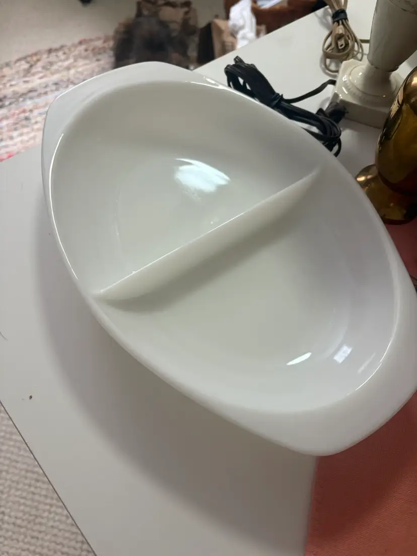 Pyrex Divided Dish