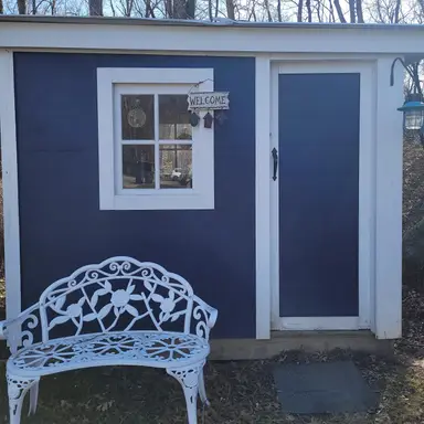 Shabby Shed (Melissa)