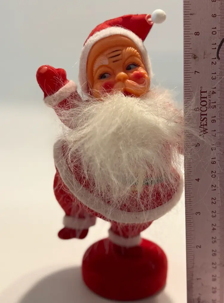 Dancing Santa