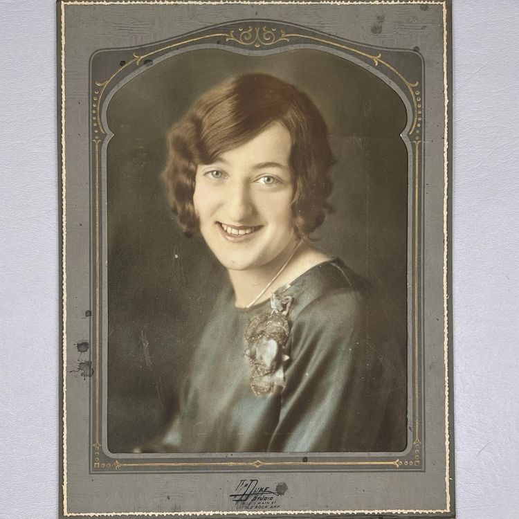 Antique Portrait Photo Color Woman Blue Eyes Brooch The Duke Little Rock AR Arkansas 1920s