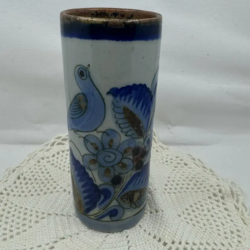 Vintage El Palomar Tonala Mexican pottery ceramic tumbler. 6”