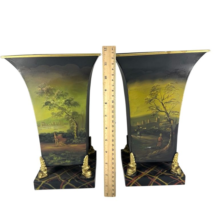 Set 2 Hand Painted Decorative Vases