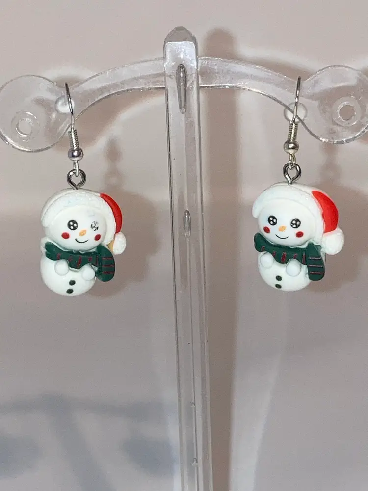 READ Snowmen Earrings! 1 3/4” drop. 925 Stamped Untested Fishhooks. Made By Me! 🎄🎅🎄