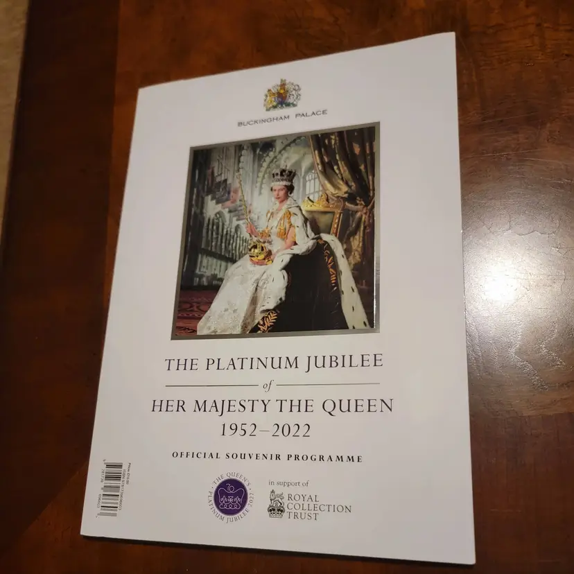 Queen Elizabeth Platinum Jubilee Souvenir Programme