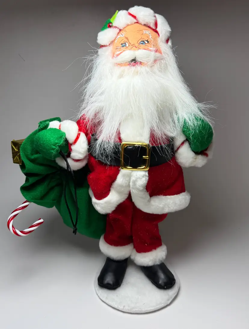 Annalee 15" Peppermint Santa 2008 Poseable Free Standing Christmas Doll Decor