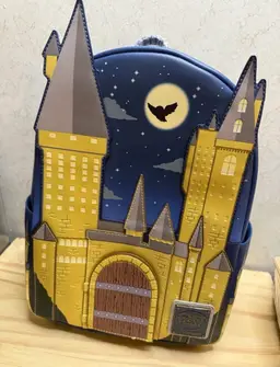 Loungefly Hogwarts School Wizardry Bag Dumbledore. NWT. Super Cute!