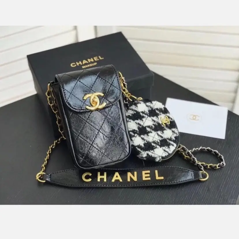 Chanel GWP PHONE HOLDER CROSSBODY