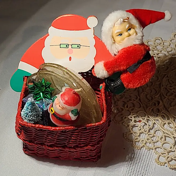 Santa Basket
