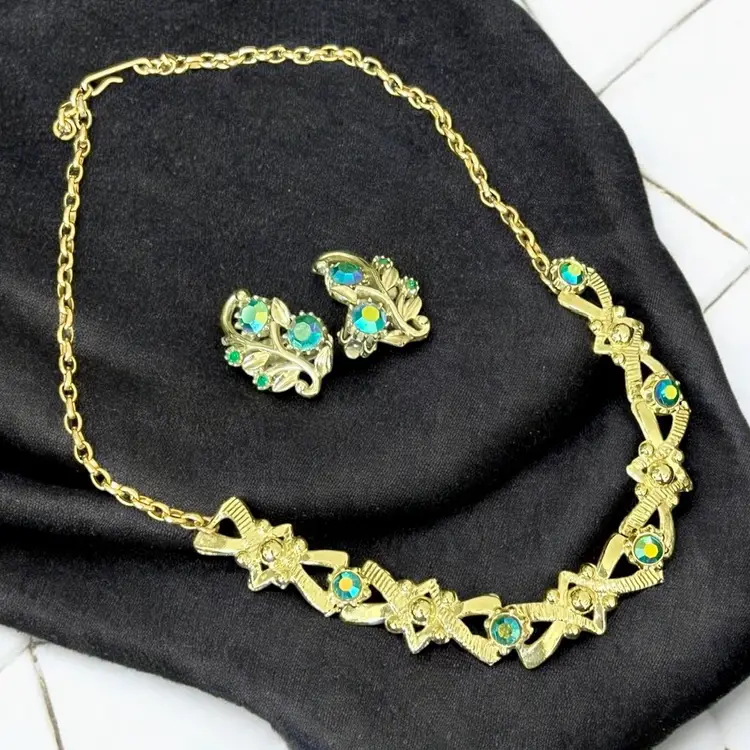 Vintage Mid-20th Century CORO Iridescent Rhinestone Jewelry Set