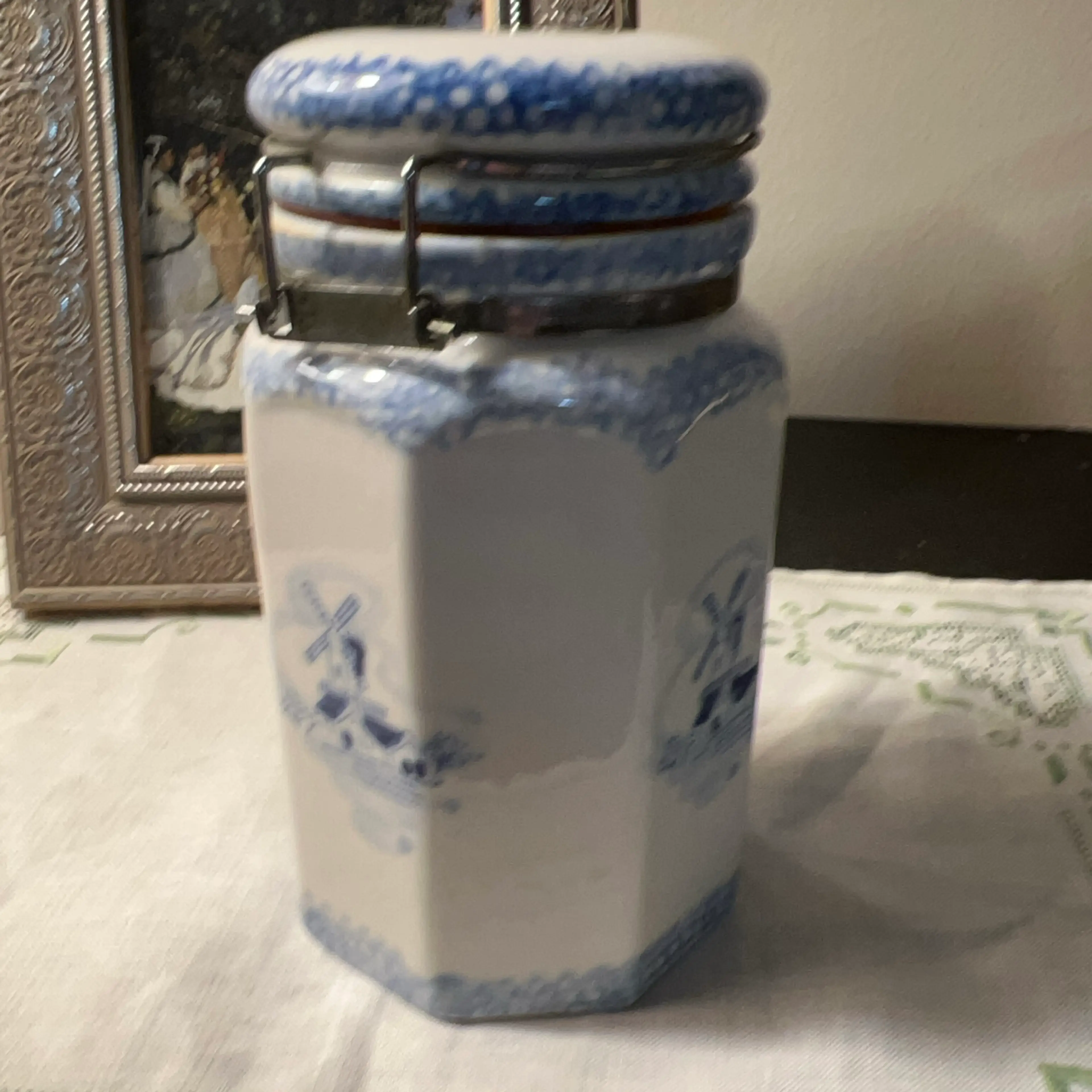 Image 4 of 7