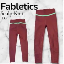 Large NEW Fabletics Scult-Knit High Rise Compression Leggings