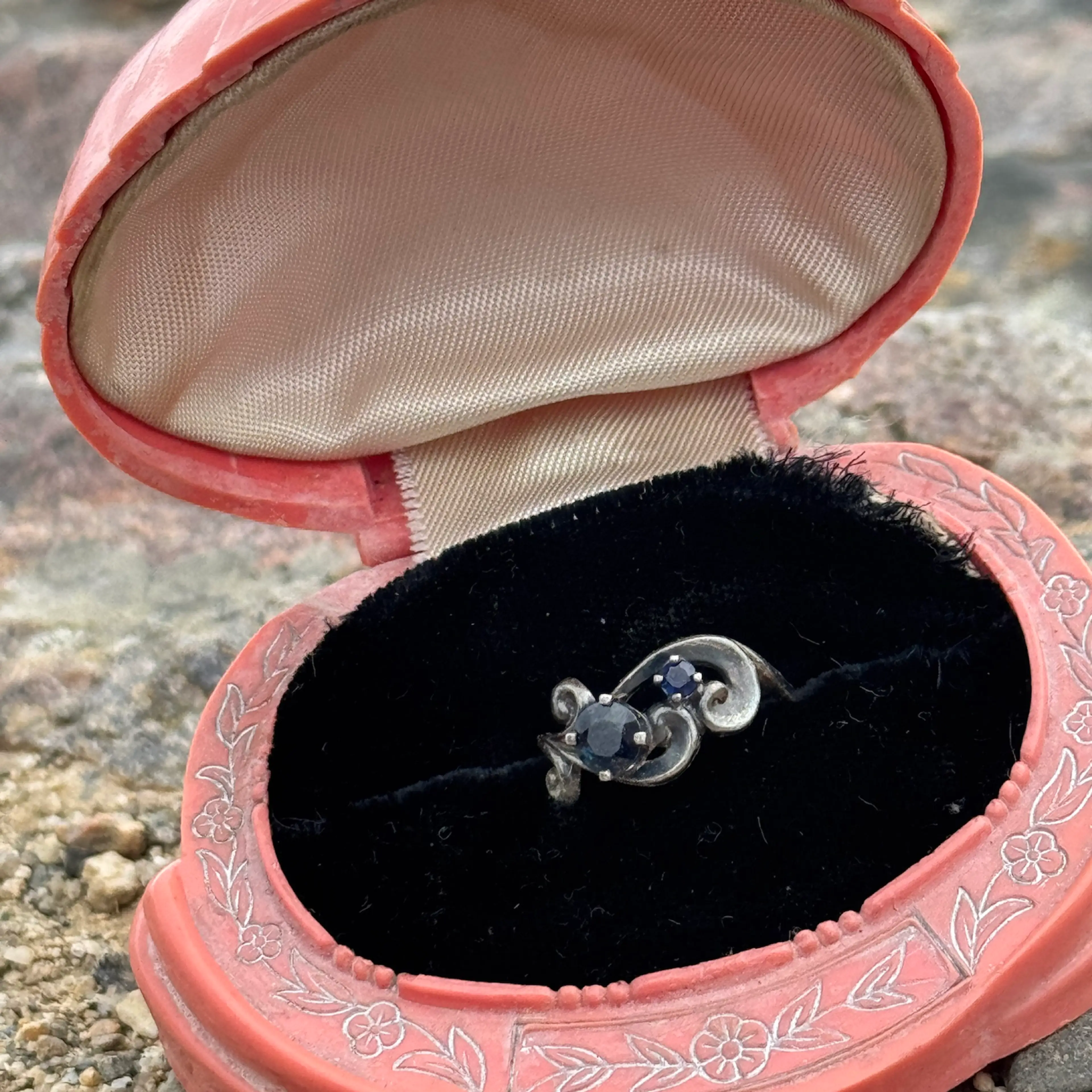 Image 1 of 2