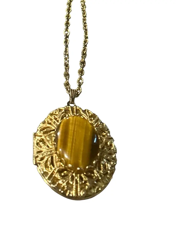 Tigereye Locket Necklace 
Gold Tone Locket Necklace Hangs 12” Good Condition 