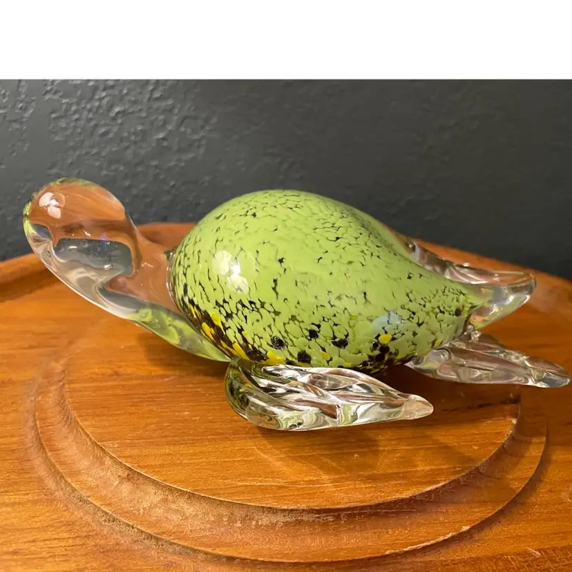 #01 Glass Paperweight Sea Turtle