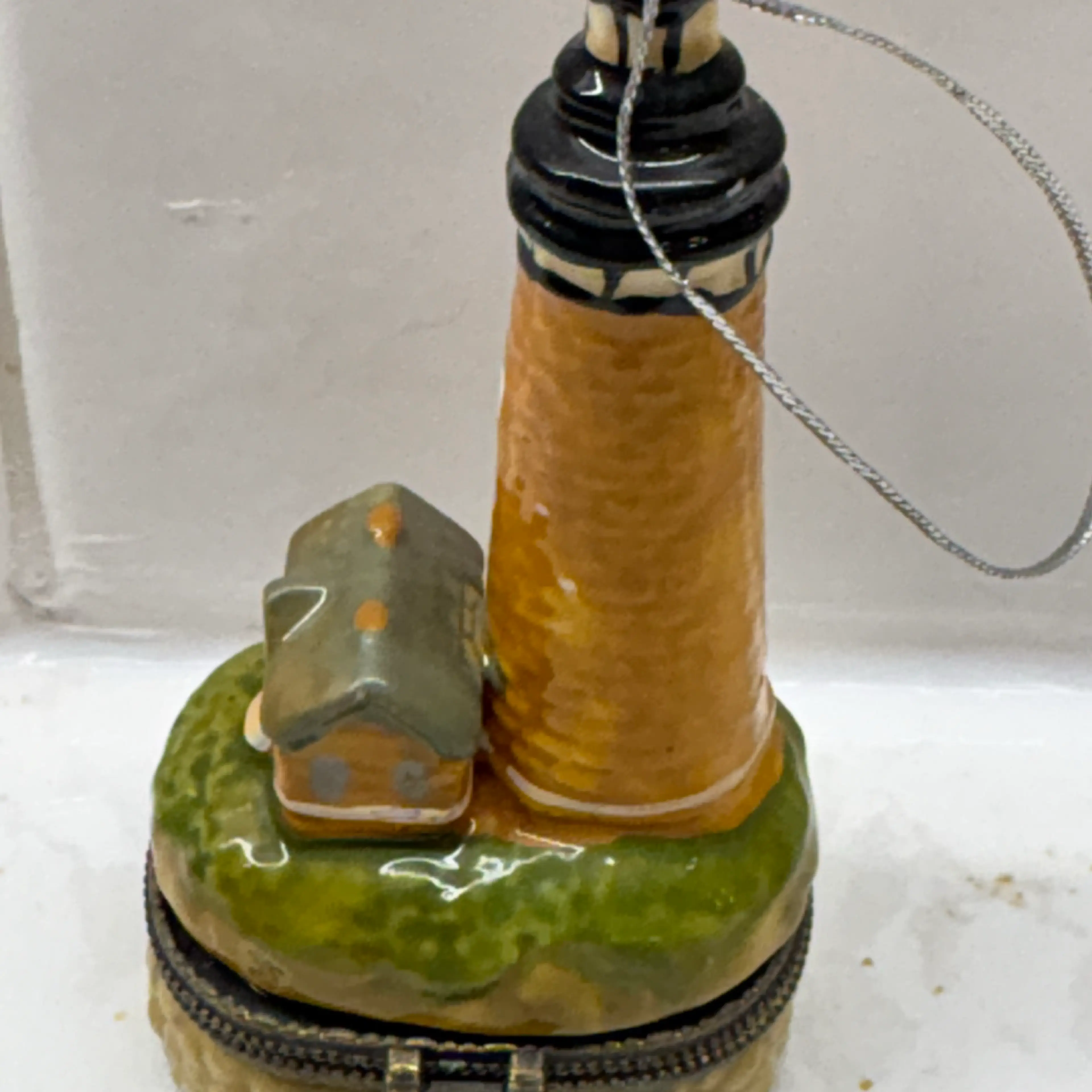 Image 3 of 4