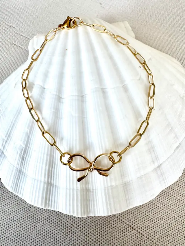 Gold Filled Bow And Paperclip Chain Bracelet #179