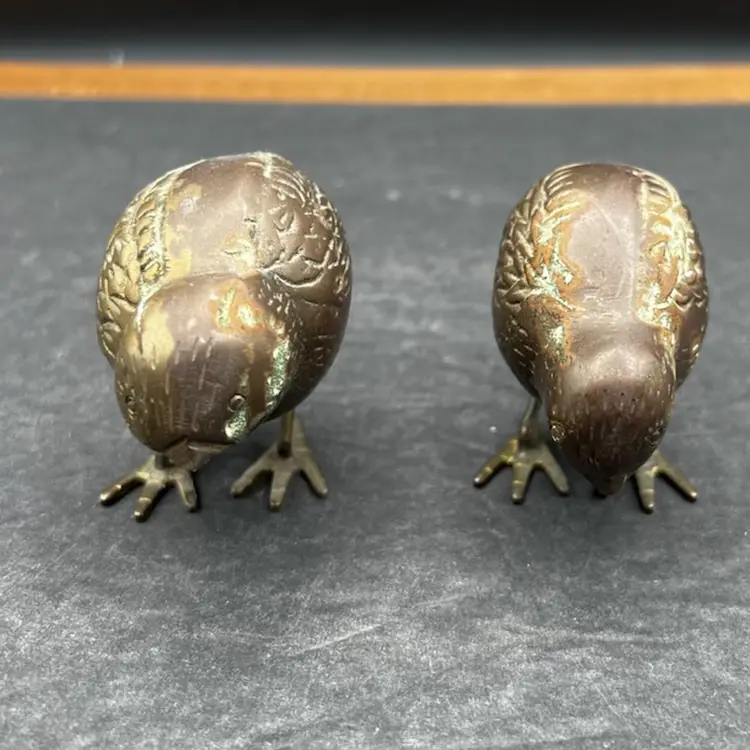 #639B Adorable Pair Of Solid Brass Birds/Chicks