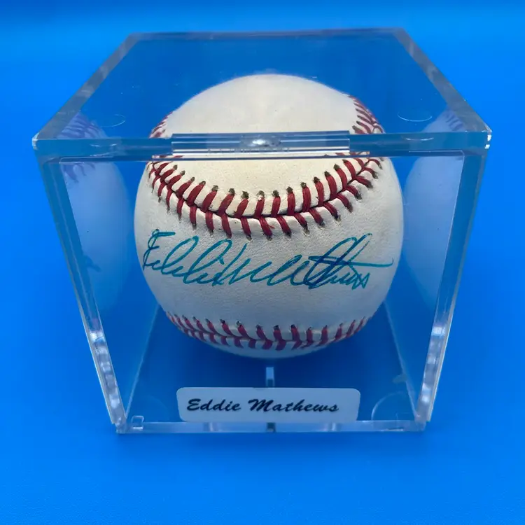 Eddie Mathews Autographed Rawlings National League Baseball w/ COA & Case