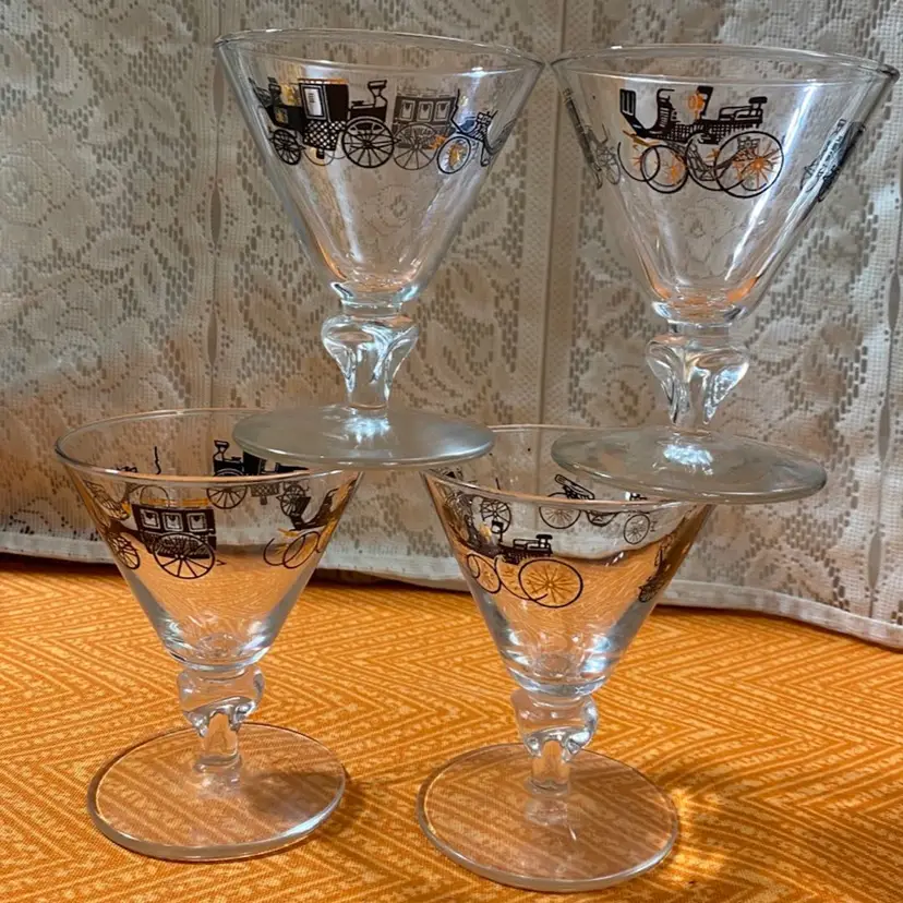 Stagecoach Dessert /Martini Glasses Set