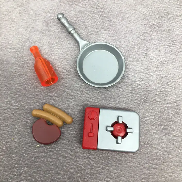 Playmobil Male Figure Grilling Lunch- Meat, Skillet, Drink, Portable Grill Top