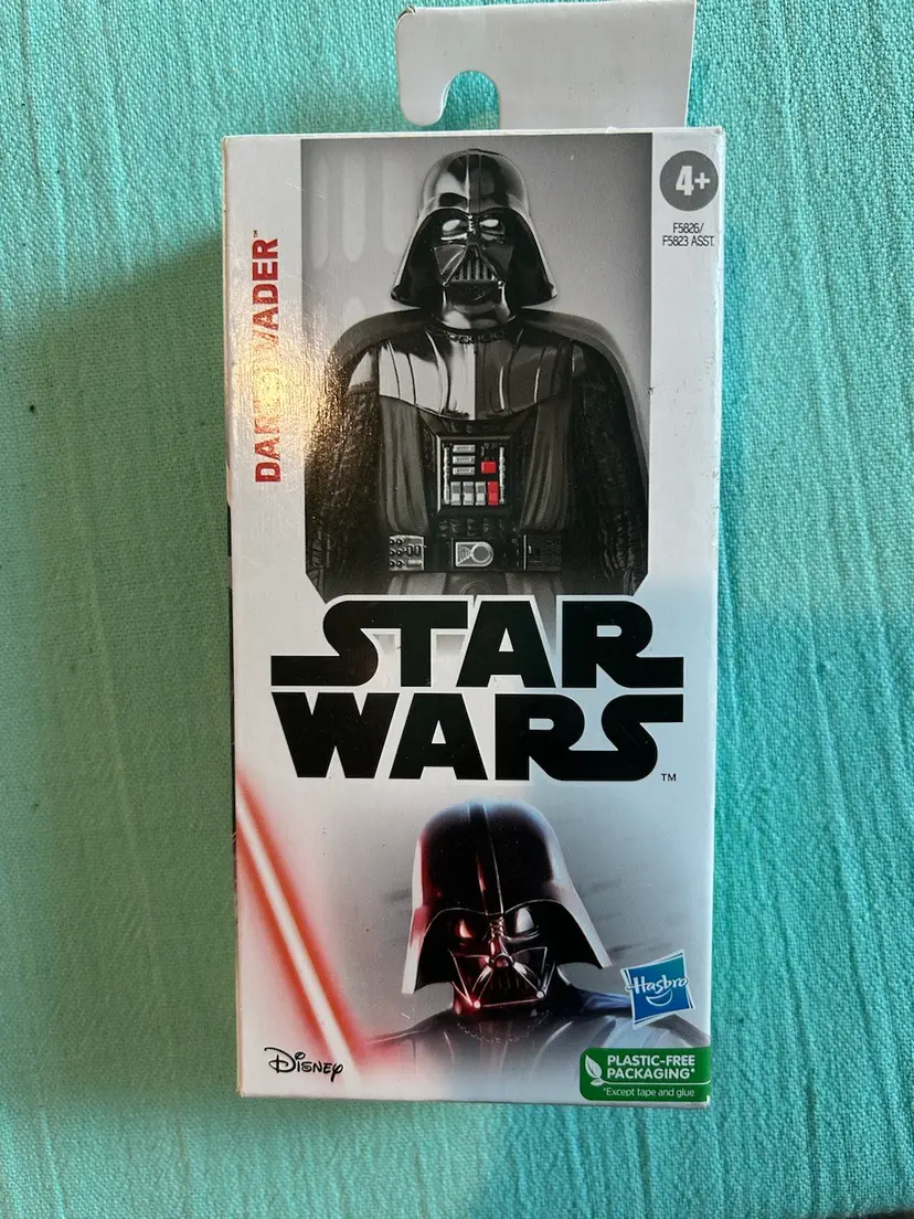 Disney Hasbro Star Wars 6" Scale Action Figure - Darth Vader