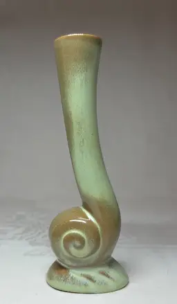 Frankoma Prairie Green Snail Bud Vase #31 Vintage 6" MCM Glazed Terracotta