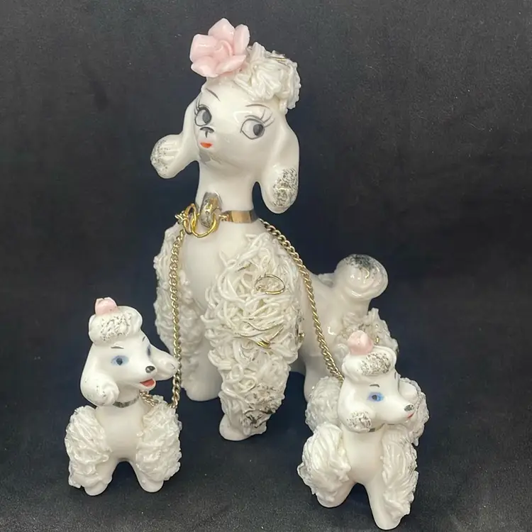 Lefton Poodle Family Mom W/2 Pups