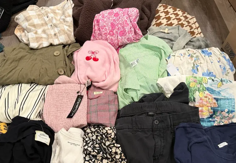 🎄 Holiday Special - Free People, Skims, Artizia