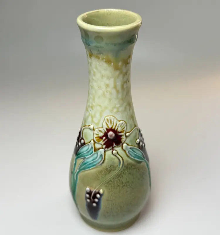 Geoffrey Lloyd Studio Art Pottery Vase North Carolina Artist Moss Raised Floral