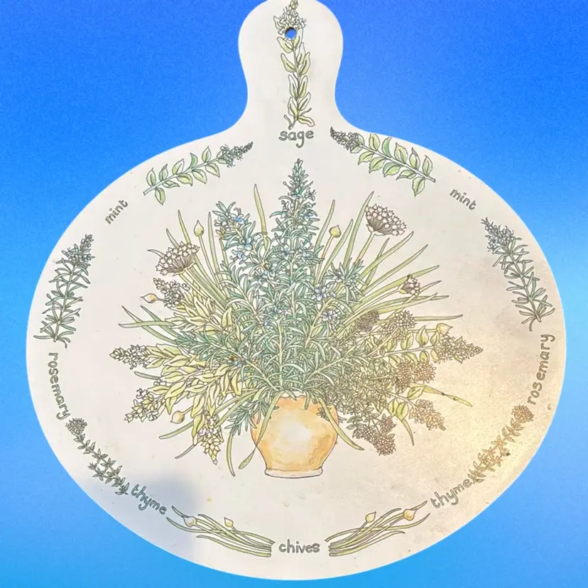 Cloverleaf Cutting Board - Herbs
